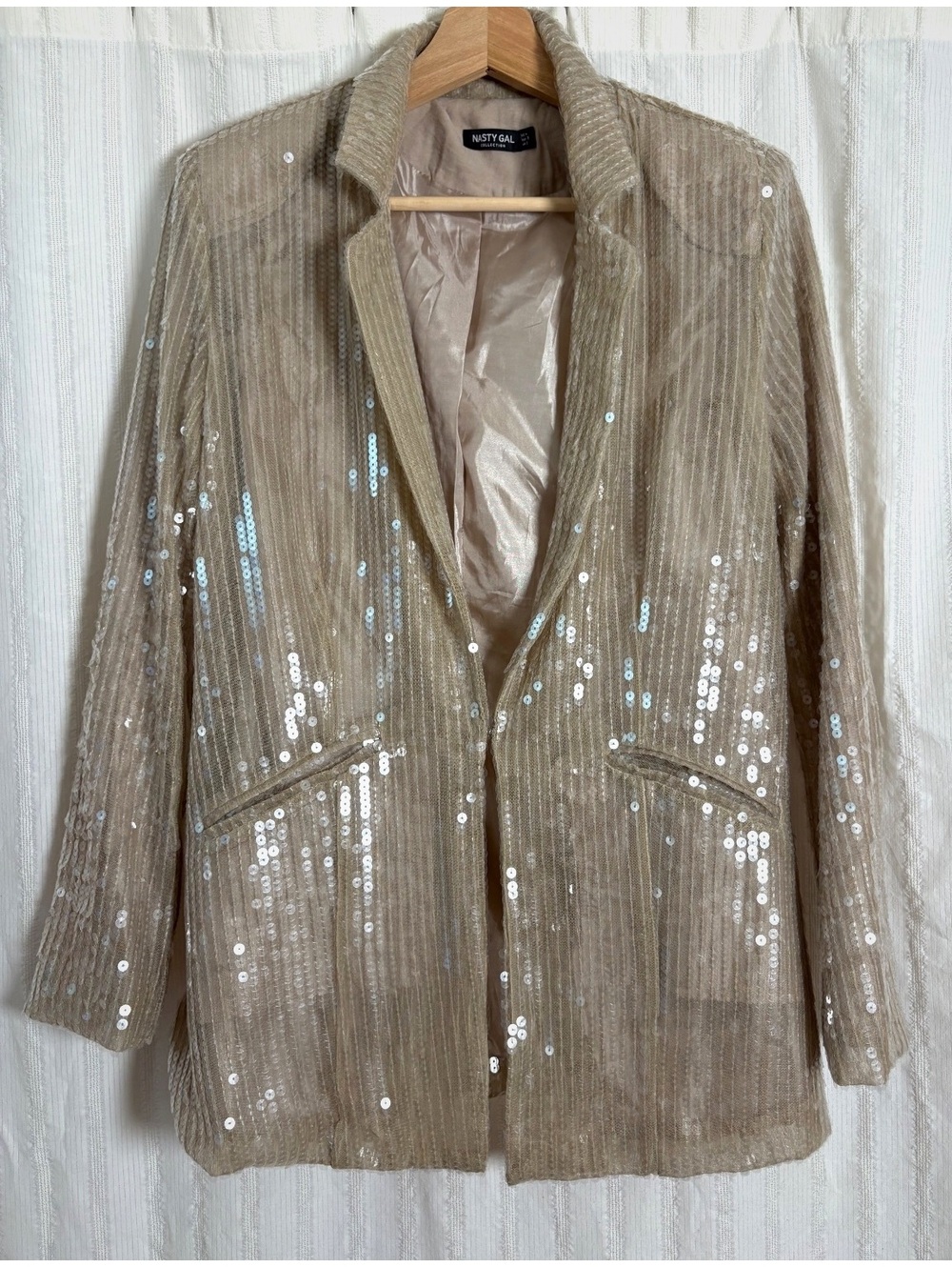 Soft Gold Sequin Event Blazer by Nasty Gal, Size US 4 #specialoccasion #glam